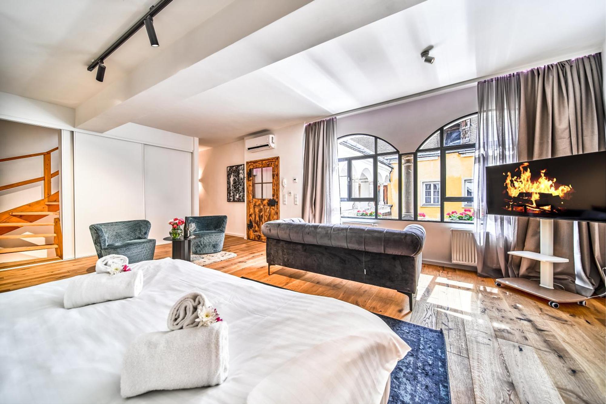 Smile Apartments "Lesehof" Krems an der Donau Bagian luar foto
